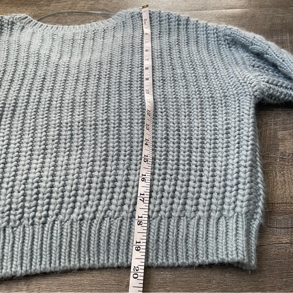 La Hearts Heather Gray V-Neck Sweater - Picture 10 of 11